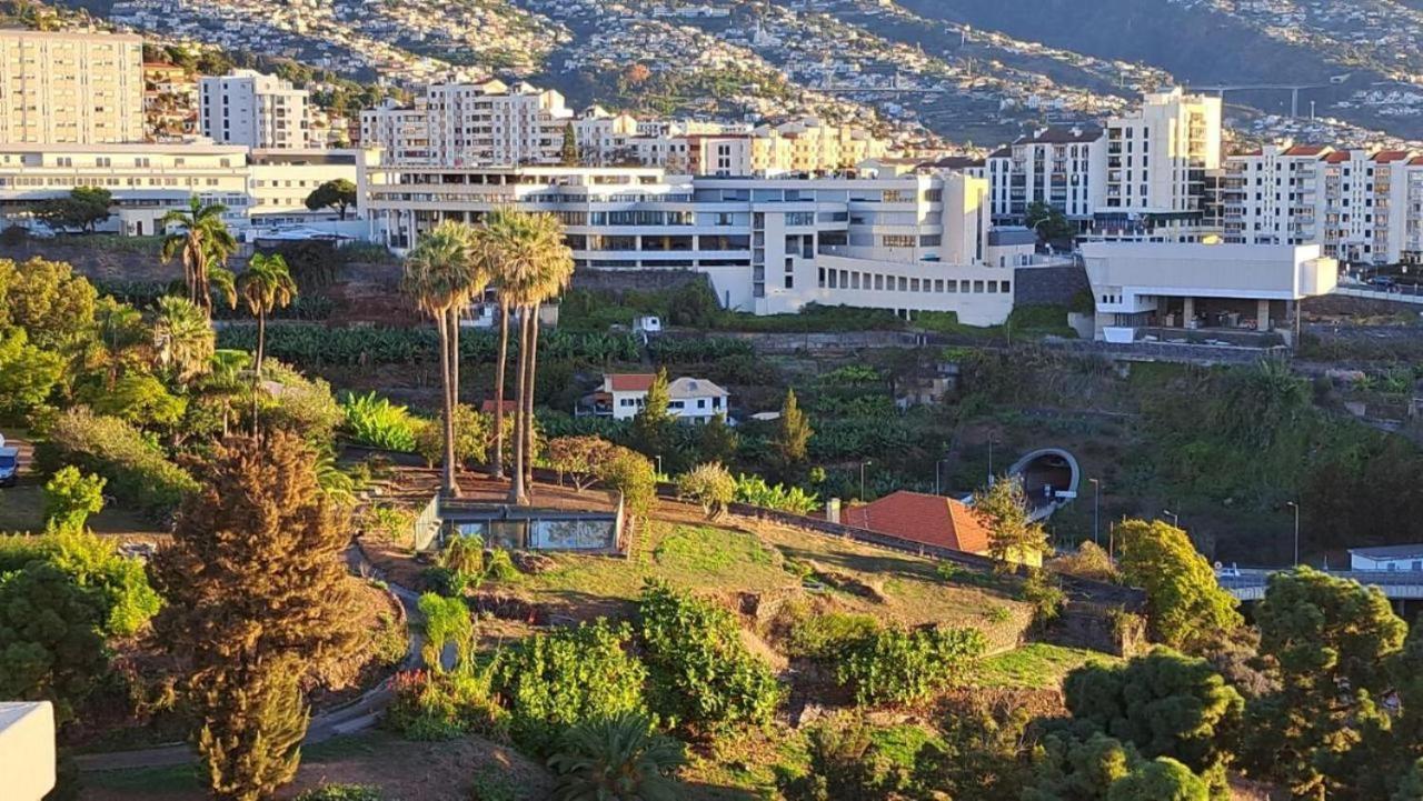 Magnolia Apartment Luxury Apt Great Views Funchal  Exterior photo